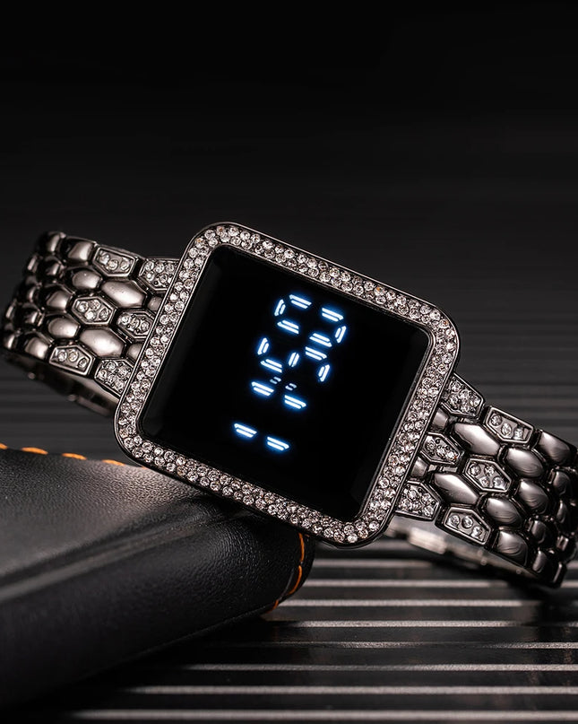 Women's Watches Famous Luxury Brand Women Digital Watch Fashion Rhinestone Stainless Steel Quartz Ladies Wristwatches Wathes