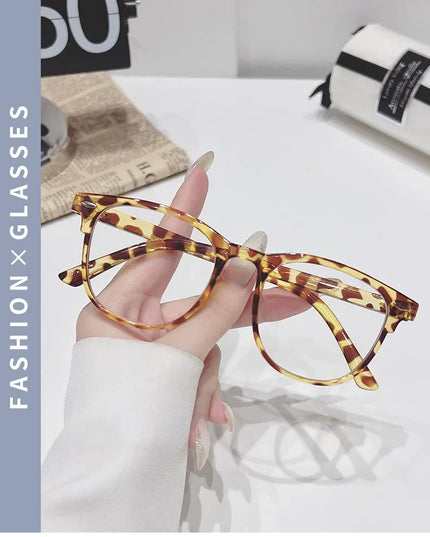 2025 Brand New Sunglasses for Men Women Photochromic Lenses Korean Style Trendy Eyewear Summer Outdoor Beach Sun Glasses