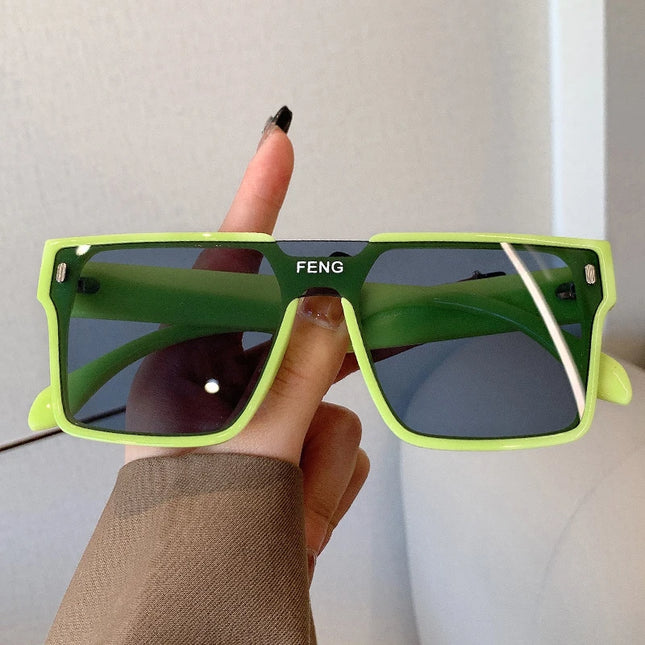 Sunglasses Men Fashion Oversized Square Frame Punk Glasses Brand Designer Women Large Eyewear Shades UV400 Protection Eyeglasses